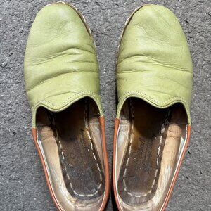 Women's Green & Tan Sabah Shoes, size 39 (fits closer to 37.5/38)